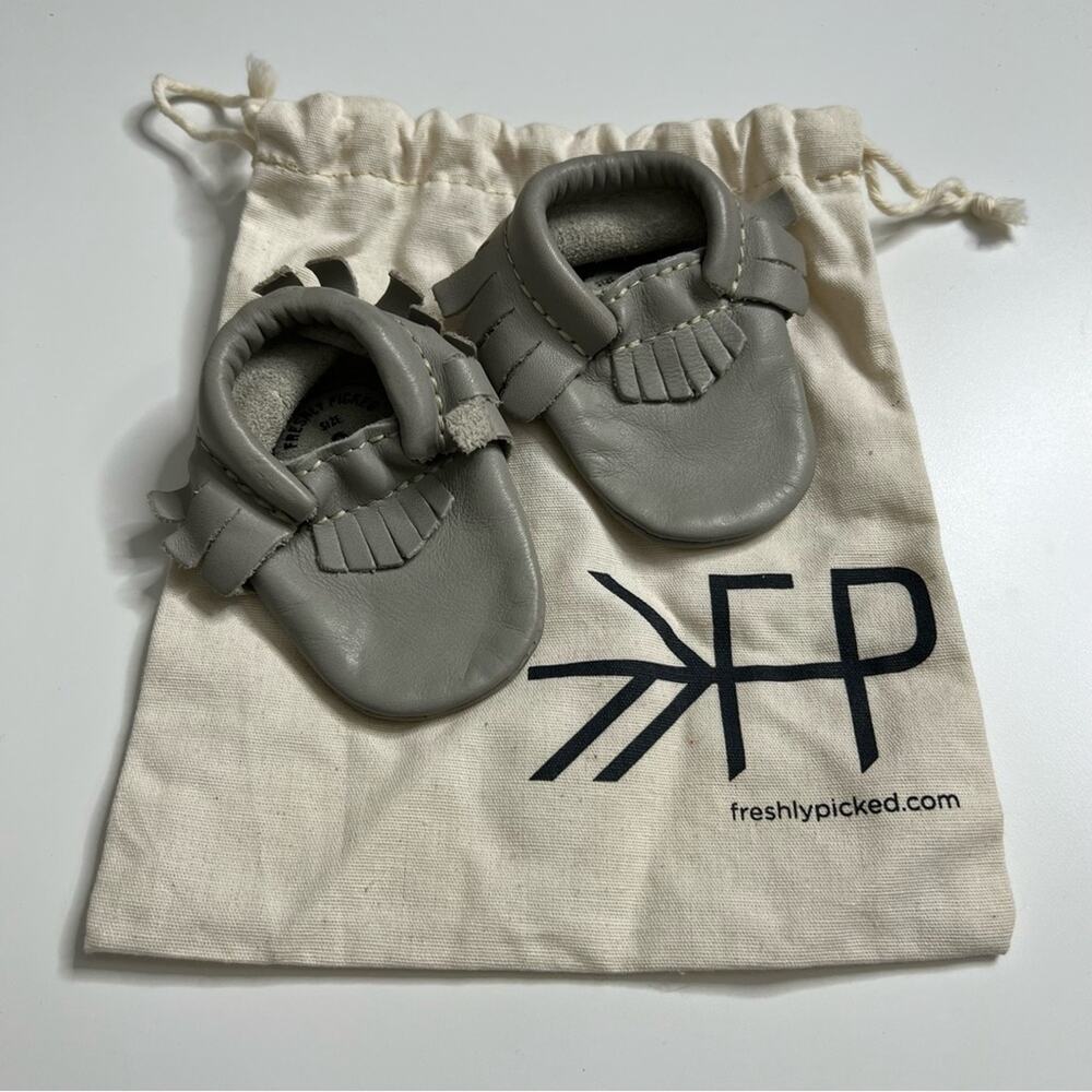 FRESHLY PICKED Gray Baby Moccasins Size 0